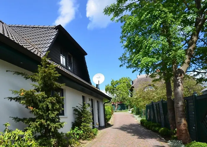 Haus Seeadler By Interhome Groß Zicker